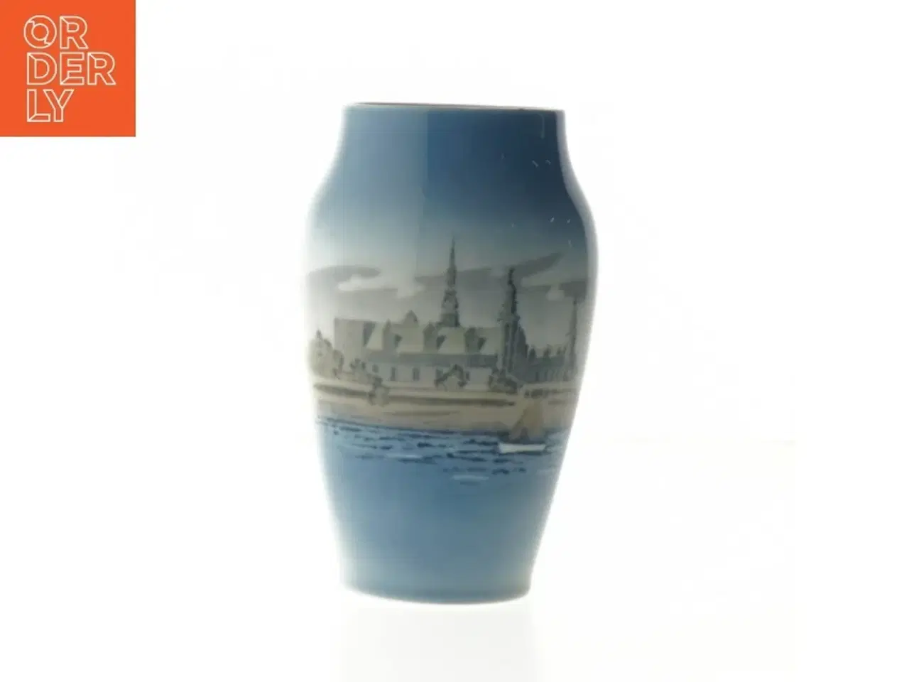 Billede 1 - Dekorativ vase med bylandskab fra Royal Copenhagen (str. 15 x 7 cm)
