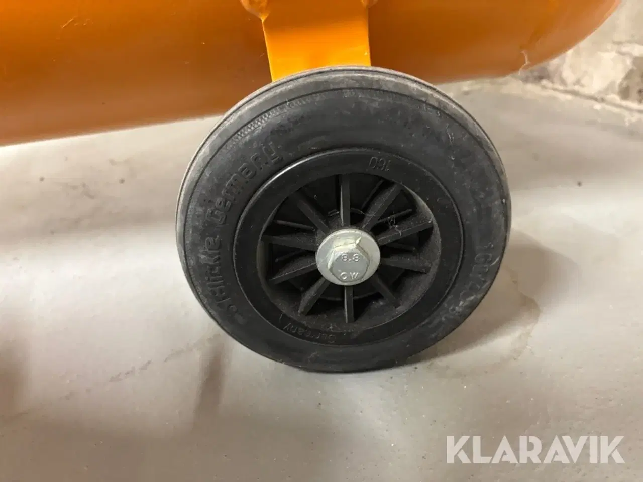 Billede 11 - Kompressor Kaeser Classic 460/50w med slangeoprul, luftnøgle og ledningsoprul.