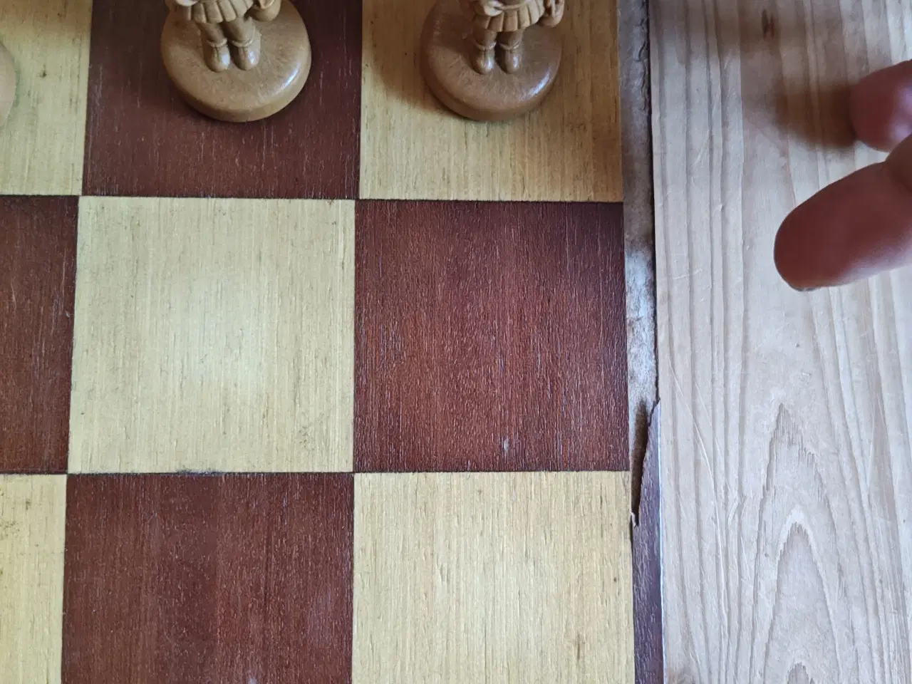 Billede 3 - STORT Skak Brætspil