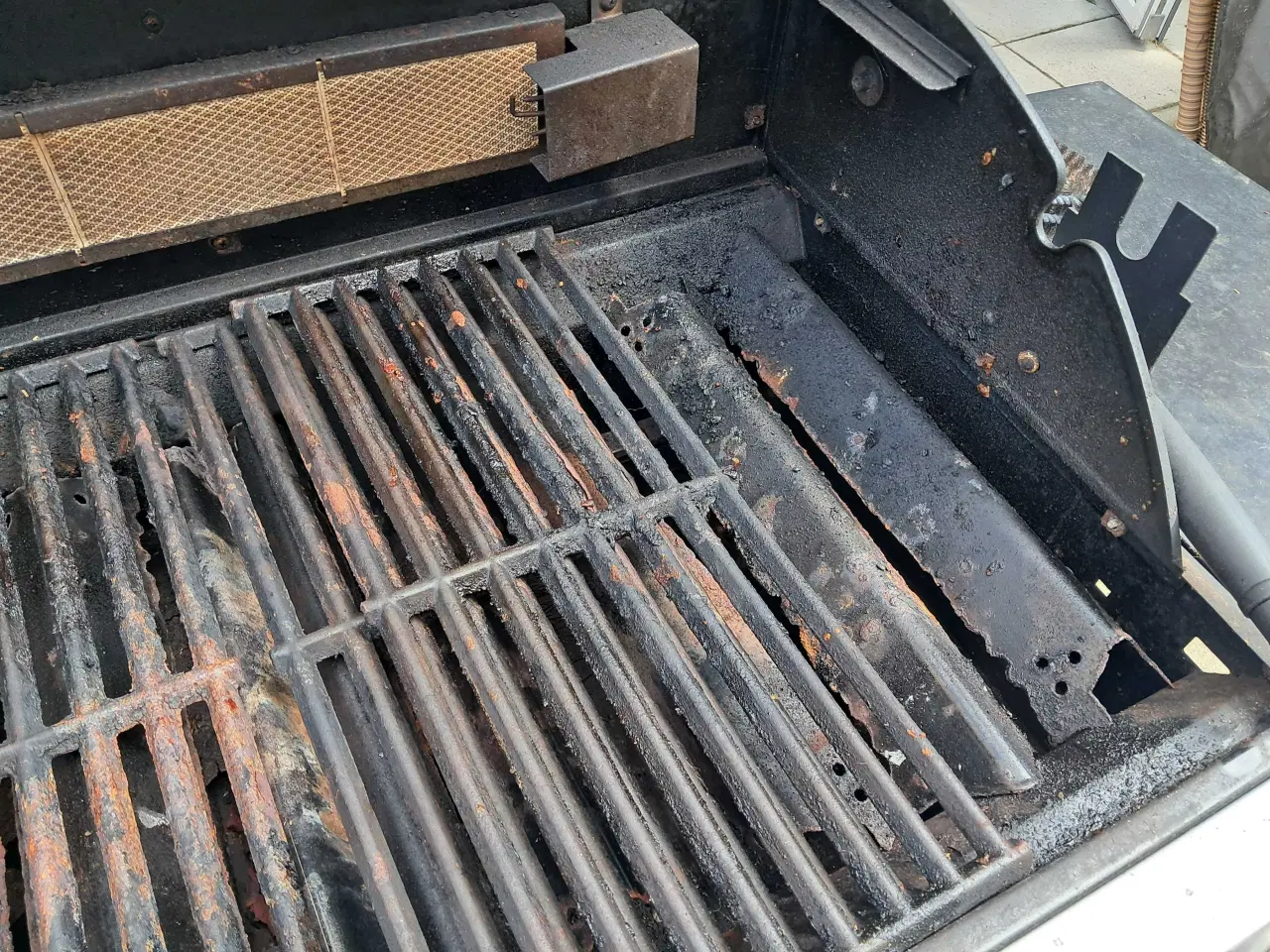 Billede 17 - Grill m 5 brændere