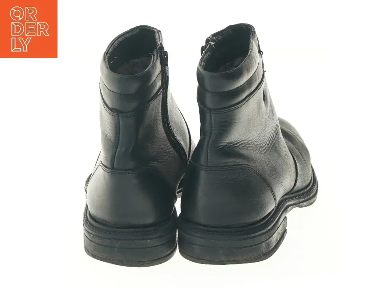 Billede 4 - Sorte læderstøvler med lynlås str. 45 fra Hush Puppies (str. 45 )