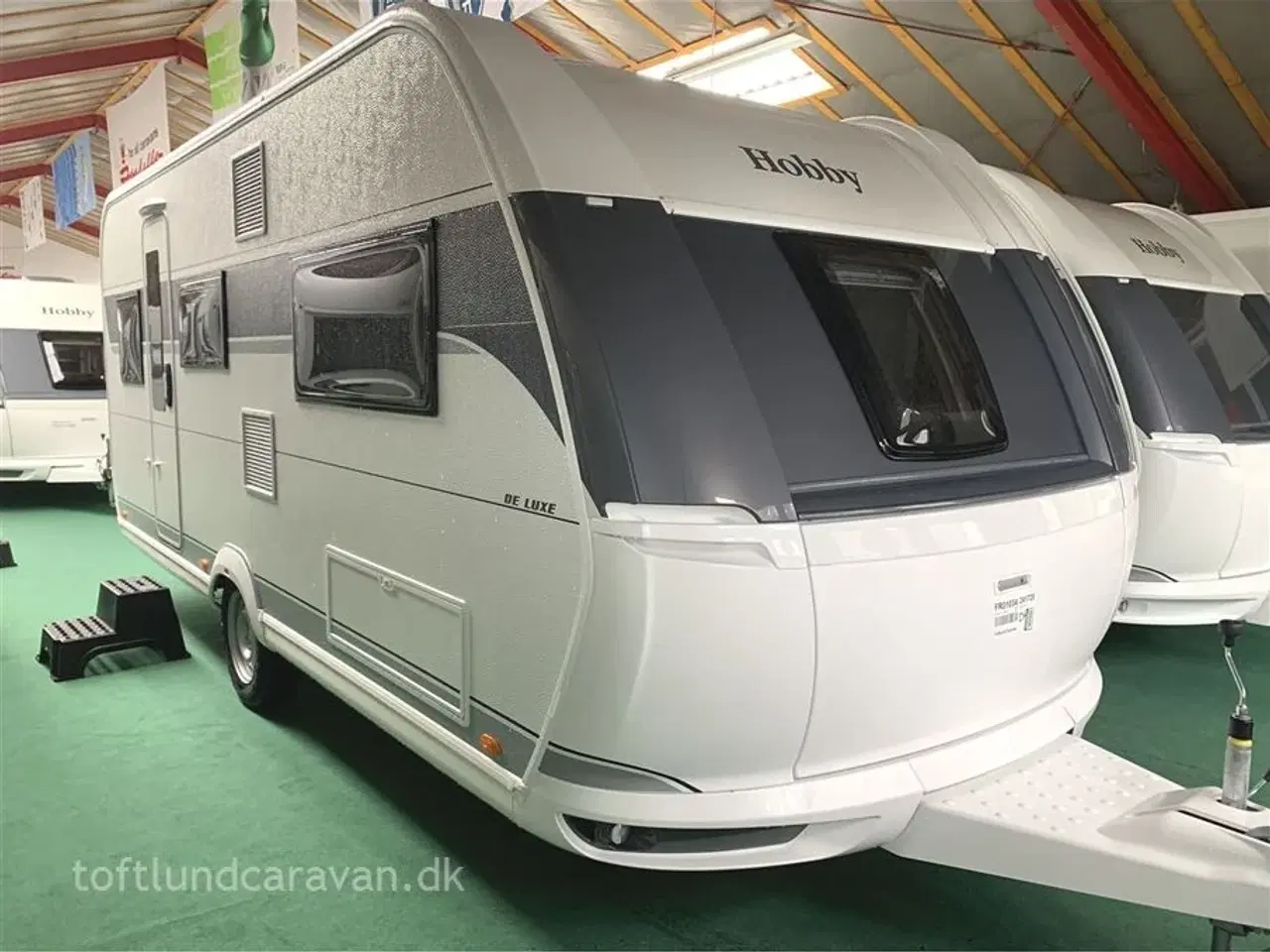 Billede 12 - 2026 - Hobby De Luxe 495 UL   NY 2026. Sønderjyllands aut. HOBBY forhandler. Enkeltsenge m/lameludtræk, NU PÅ LAGER TIL OMGÅENDE LEVERING.