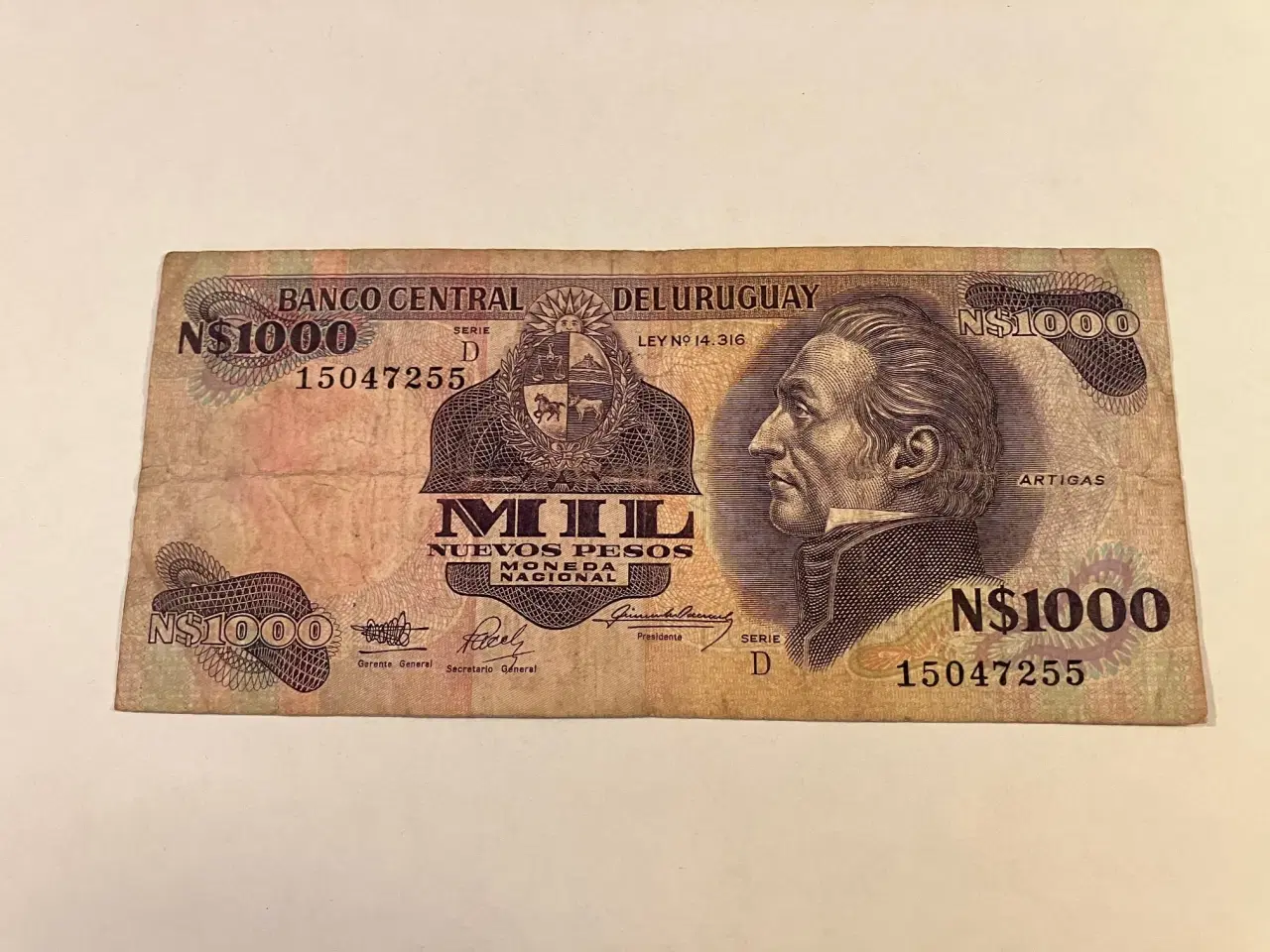 Billede 1 - 1000 Nuevos Pesos Uruguay