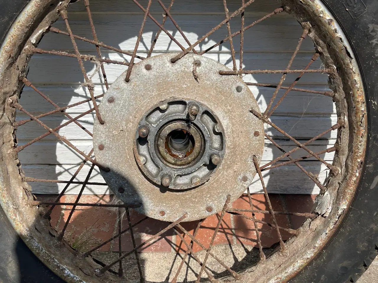 Billede 8 - Triumph nav og fælge