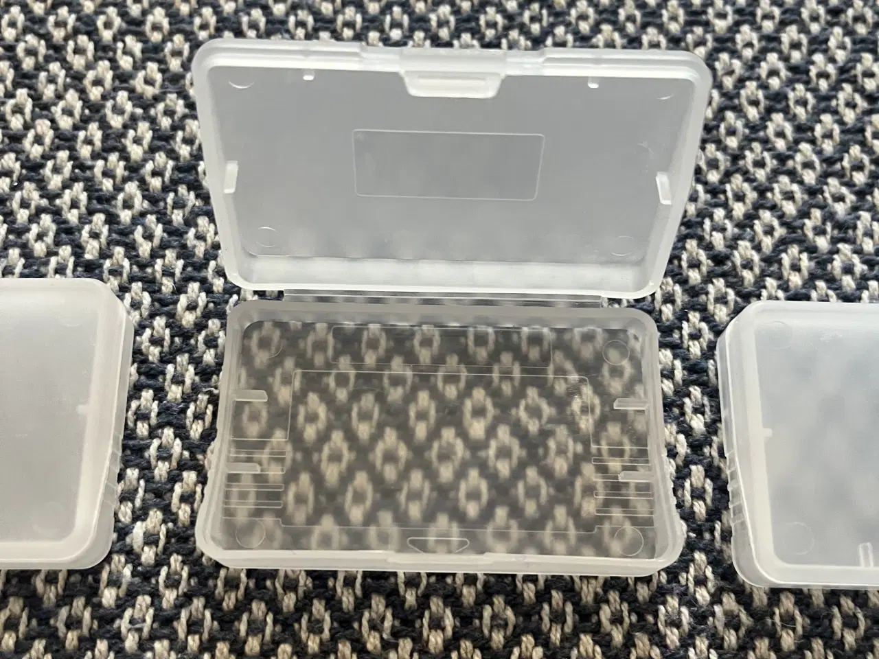 Billede 4 - 5 opbevaringsæsker etui til gameboy