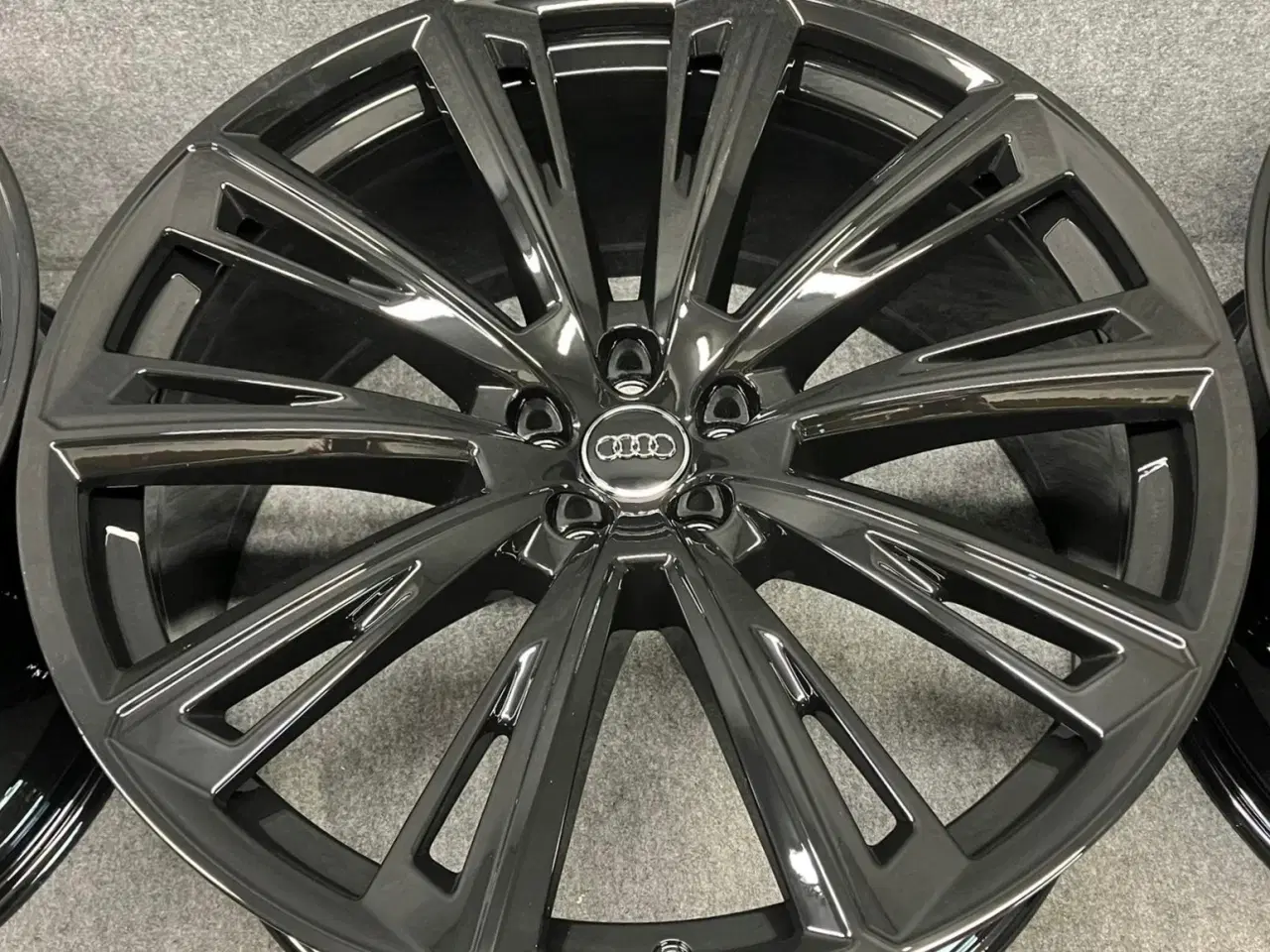 Billede 5 - ALUFÆLGE AUDI Q8 Q7 SQ8 SQ7 RSQ8 RSQ7 4M8 23"