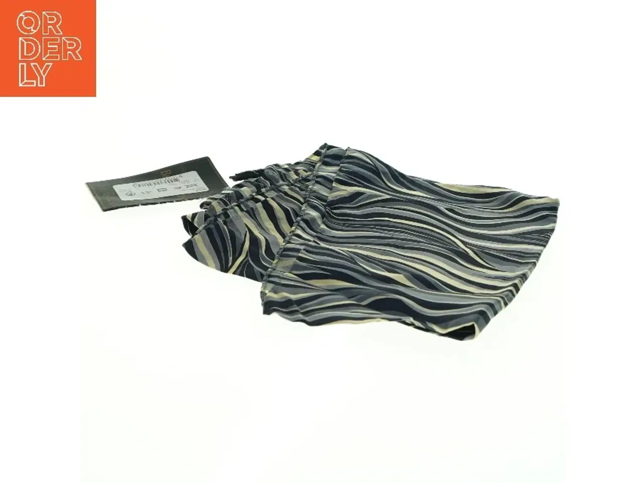 Billede 4 - Silketørklæde fra Bee Q (str. 68 x 67 cm)