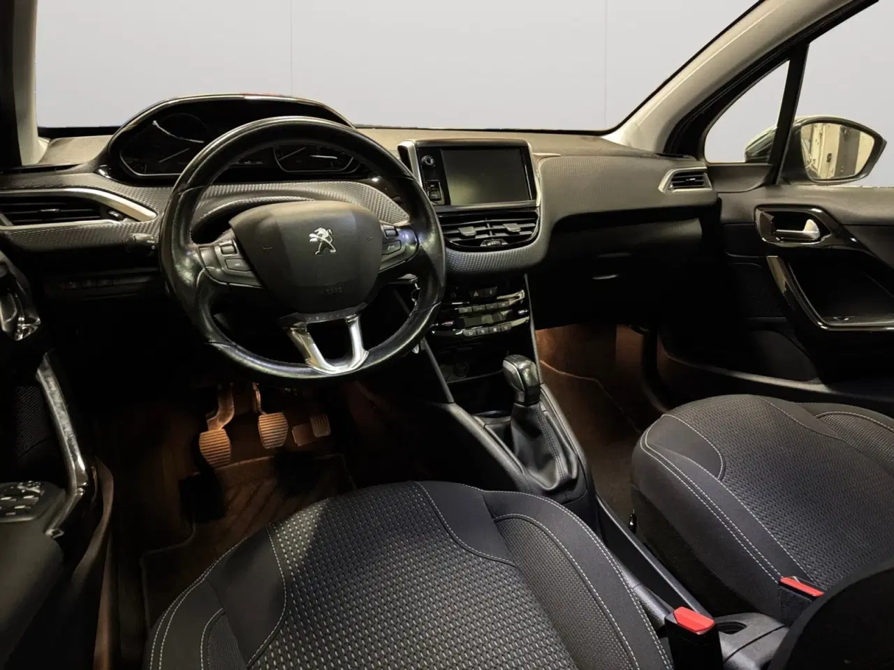 Billede 5 - Peugeot 208 1,6 BlueHDi 100 Allure Sky