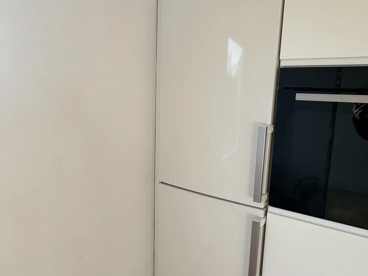 Billede 2 - Stort set komplet hvidt IKEA køkken sælges