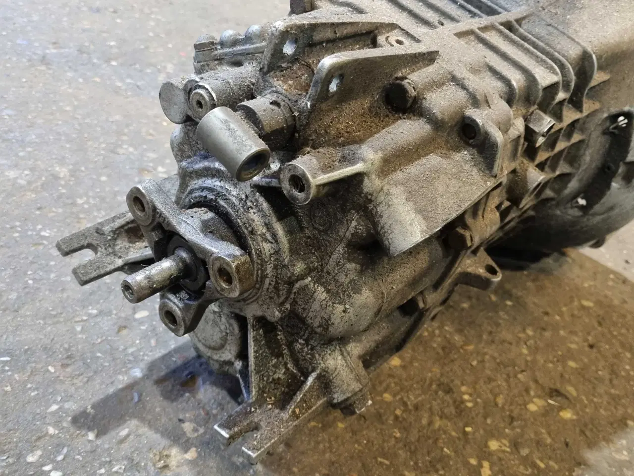 Billede 3 - Bmw e30 Getrag 260 gearkasse
