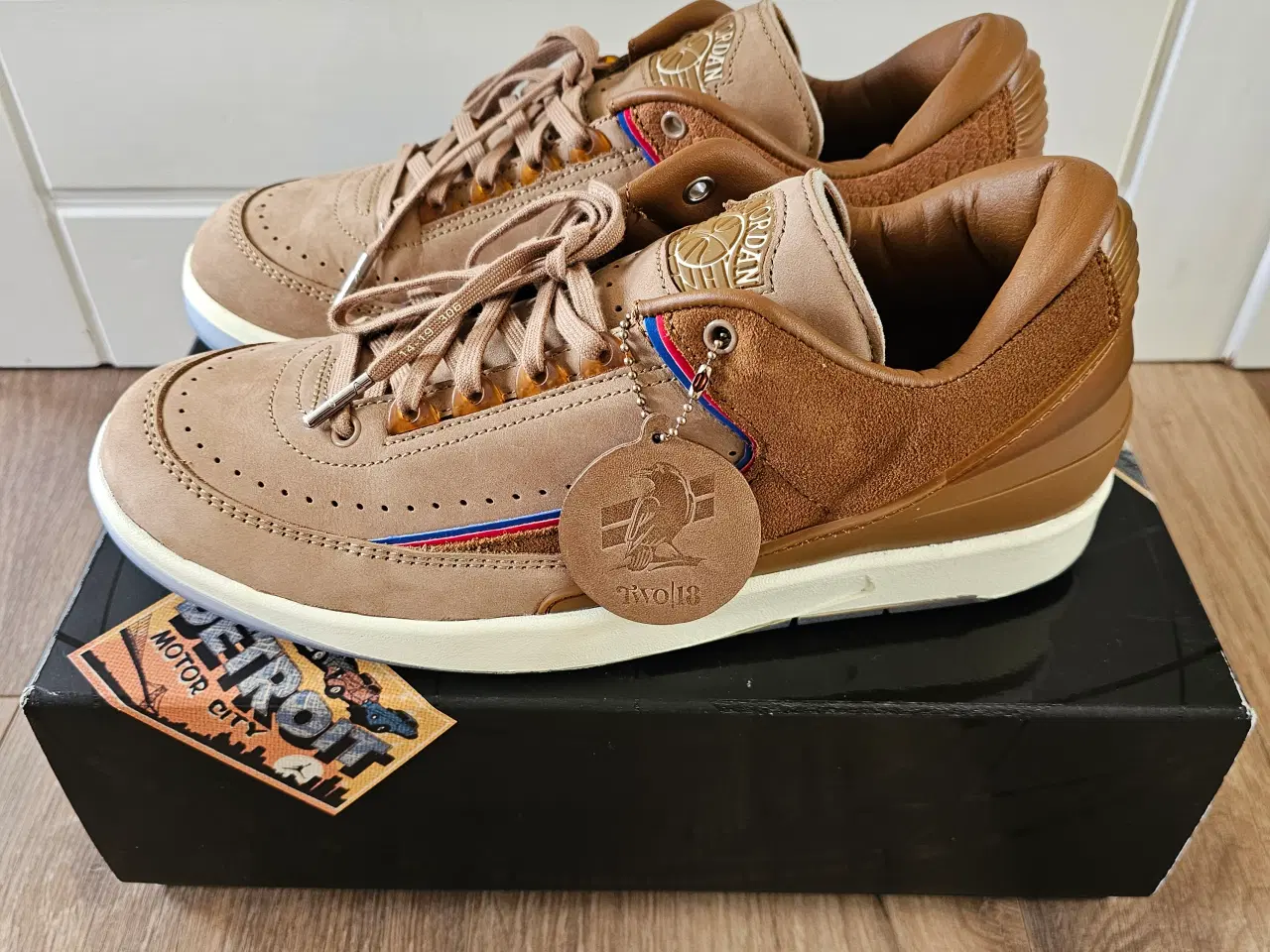 Billede 2 - Air Jordan 2 Retro Low Two 18 – Nypris: 1700kr