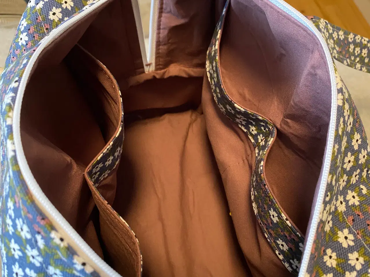 Billede 6 - Flotte toilettaskesæt