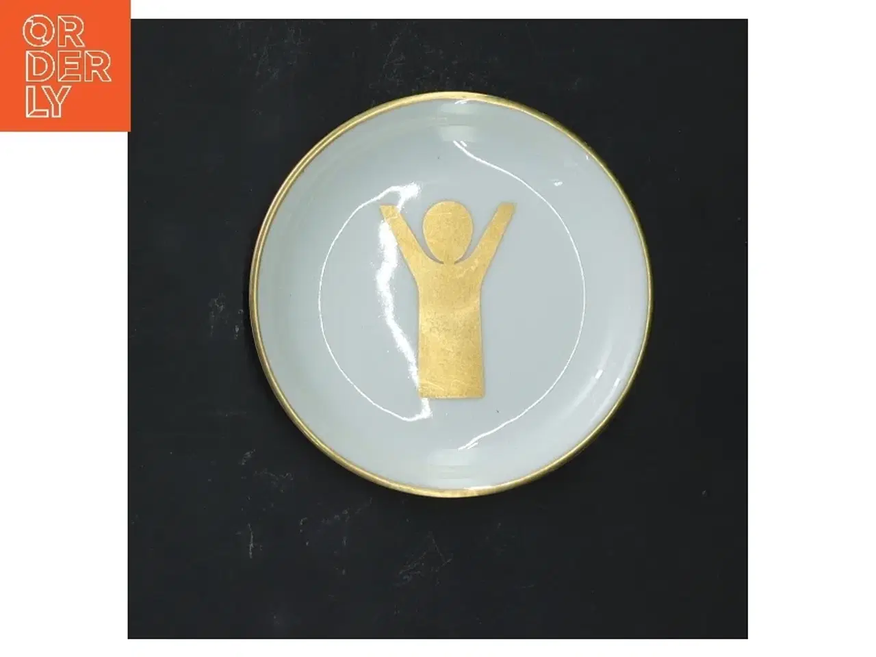 Billede 1 - Porcelænsfad med gylden figu (str. Ø 9 cm) fra Bing Og Grøndahl
