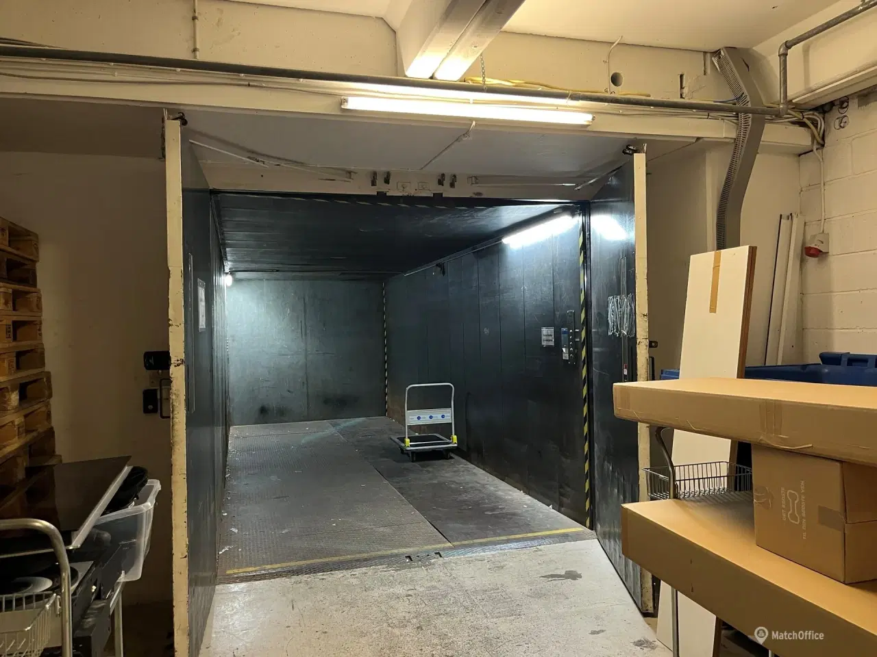 Billede 5 - Sjældent udbudt kombination af lager & kontor