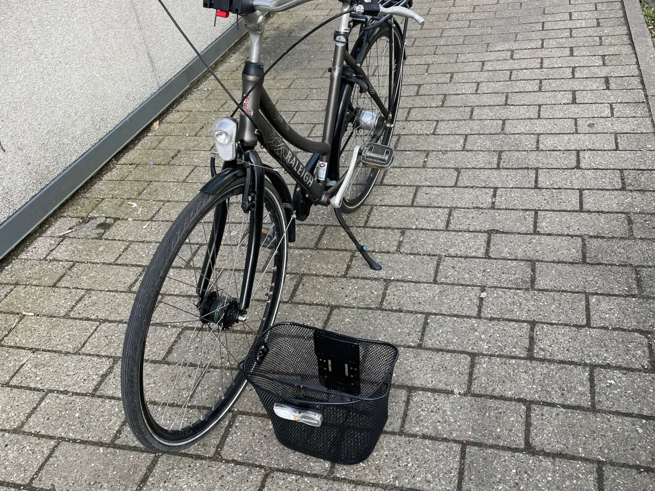 Billede 3 - damecykel.raleigh 28 tommer7 gear,