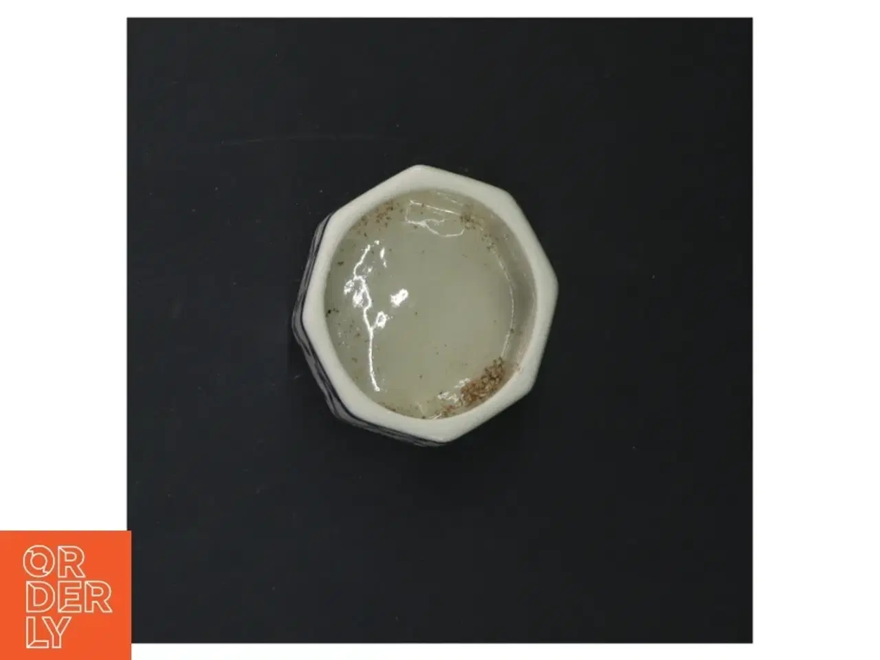 Billede 5 - Porcelænsbeholder med låg (str. Ø 7 cm)