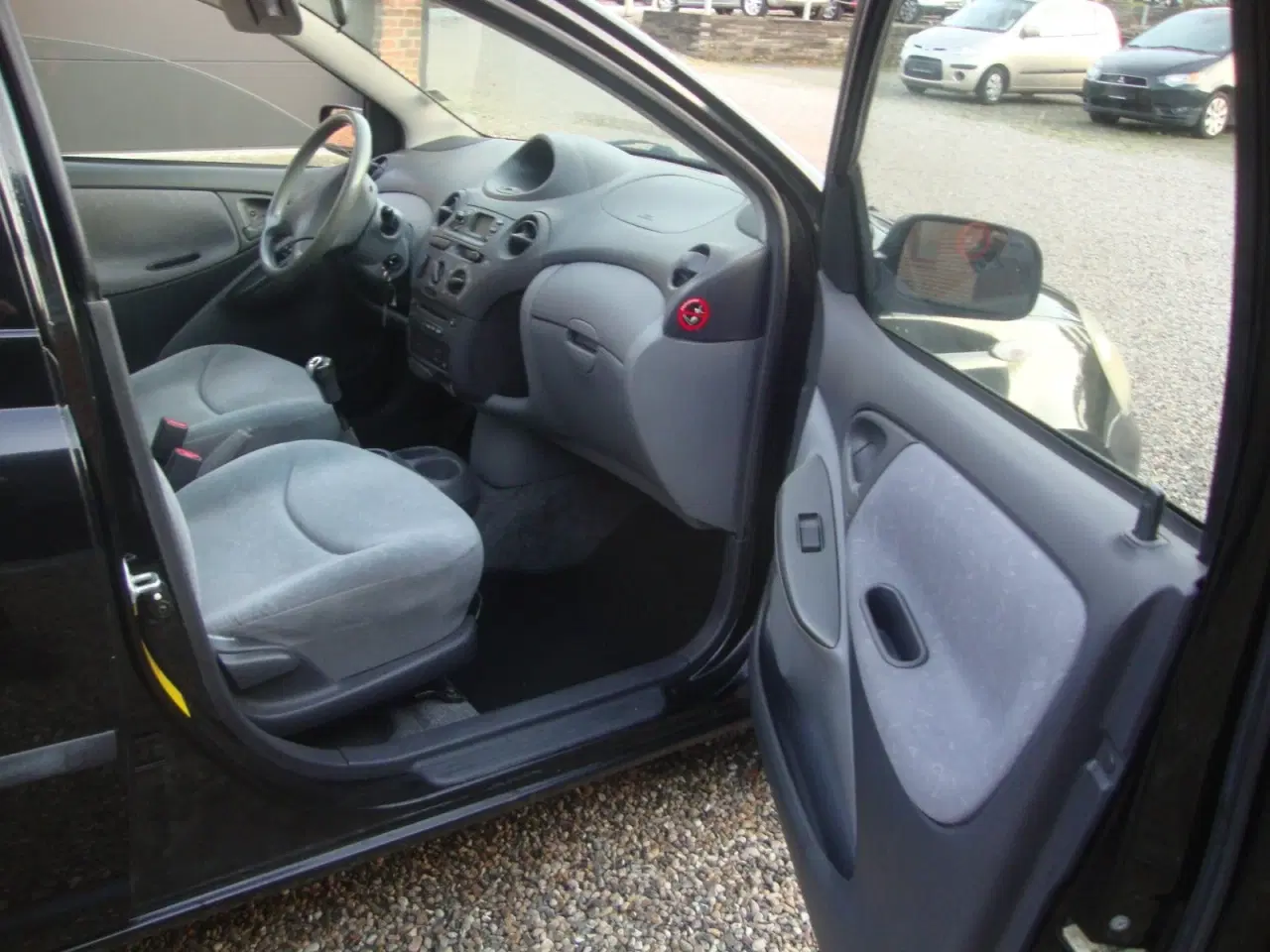 Billede 6 - Toyota Yaris 1,3 Luna Komfort