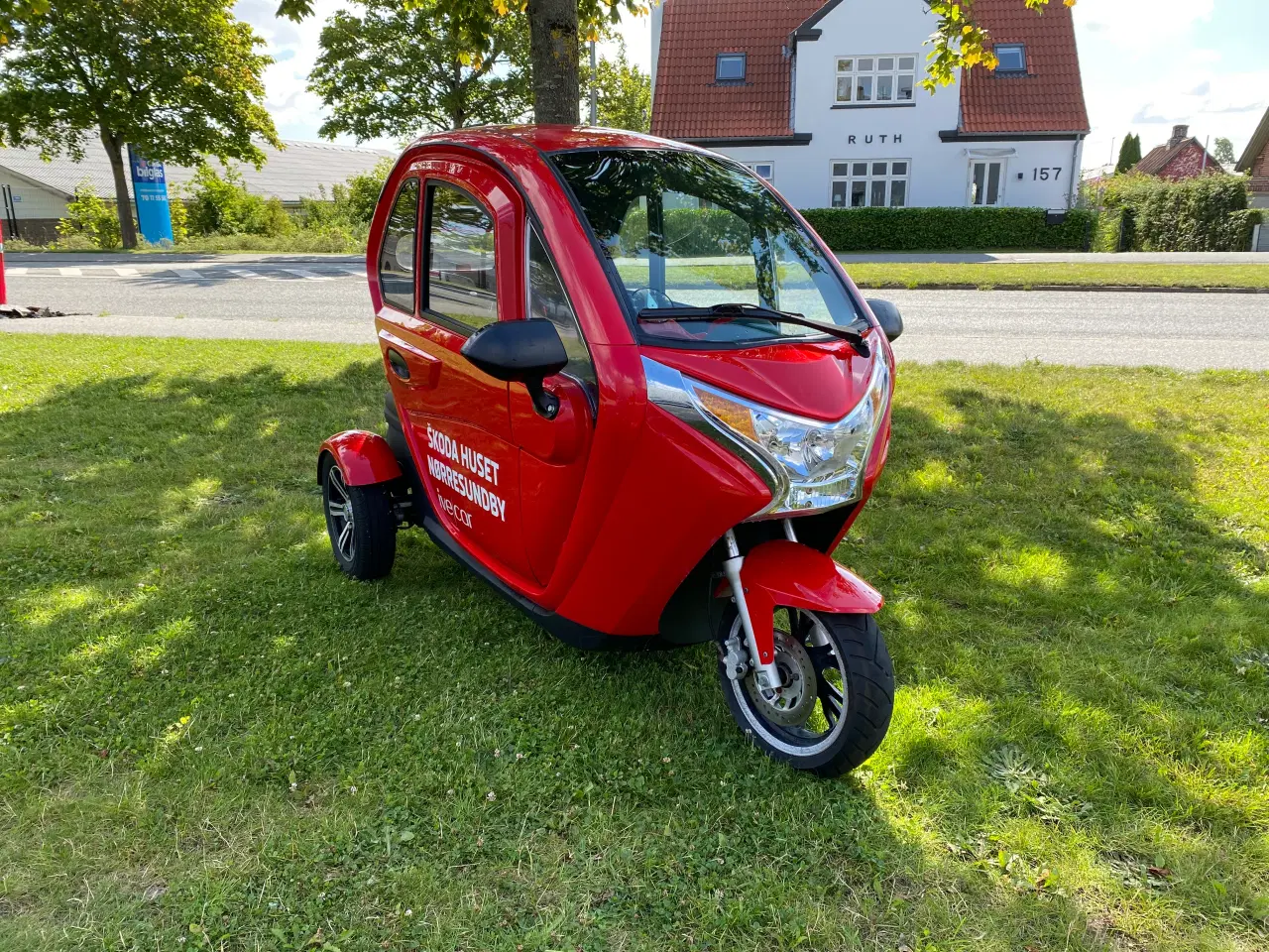 Billede 1 - Smart lille kabinescooter til 2!
