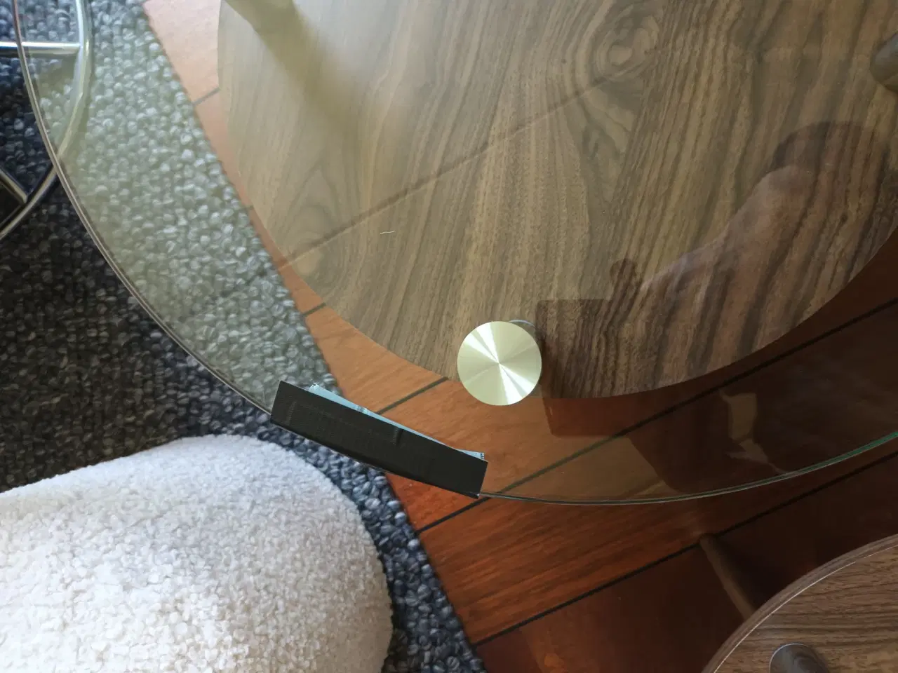 Billede 6 - 2 Runde sofa bord med glas