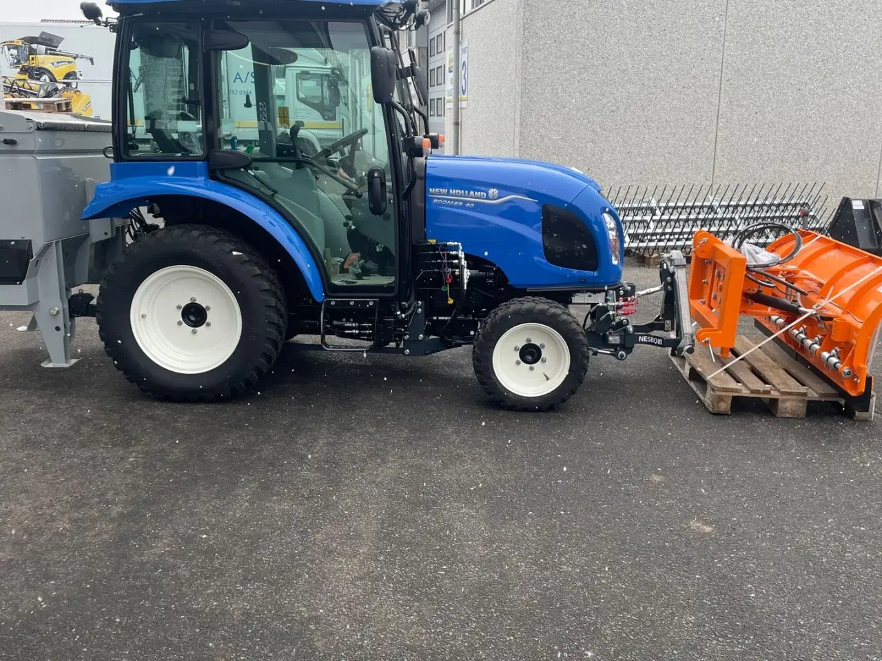 Billede 1 - New Holland BOOMER 40 HST Inkl. Vinterpakke