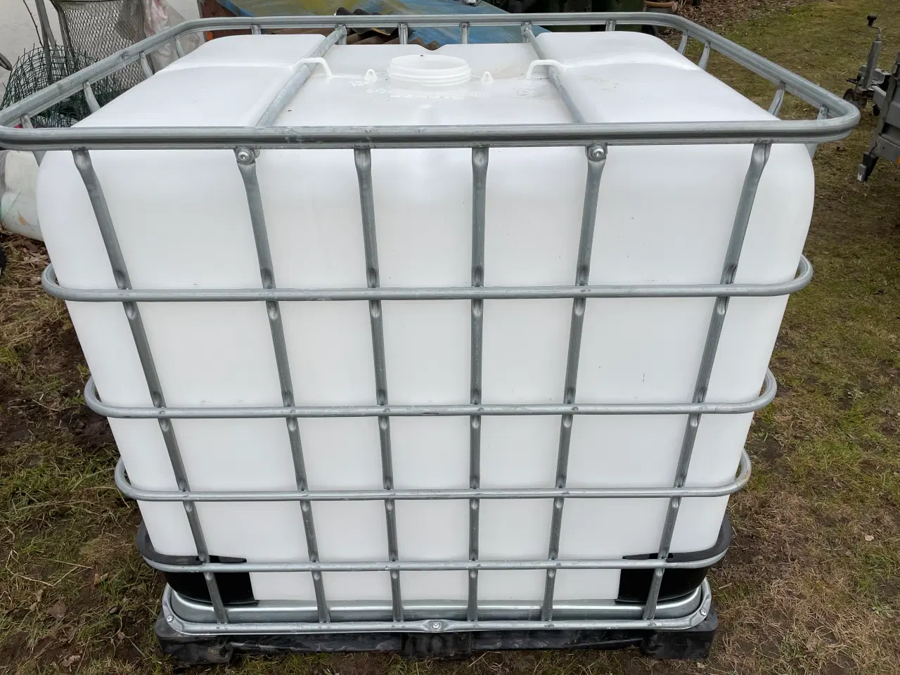 Billede 4 - Regnvandstank 1000 liter