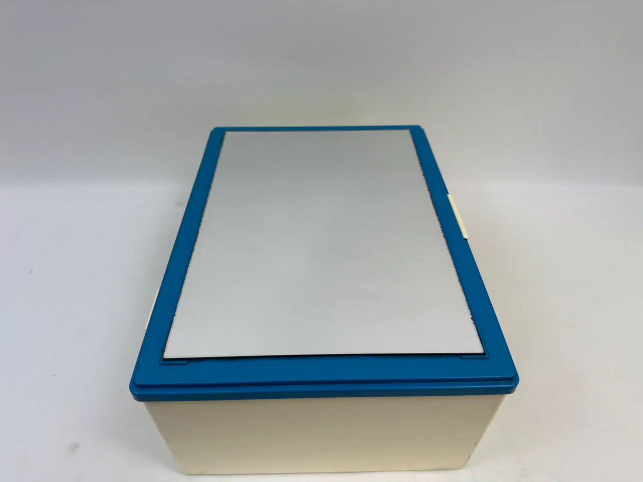 Billede 1 - Lille retro spejlskab / toiletskab 