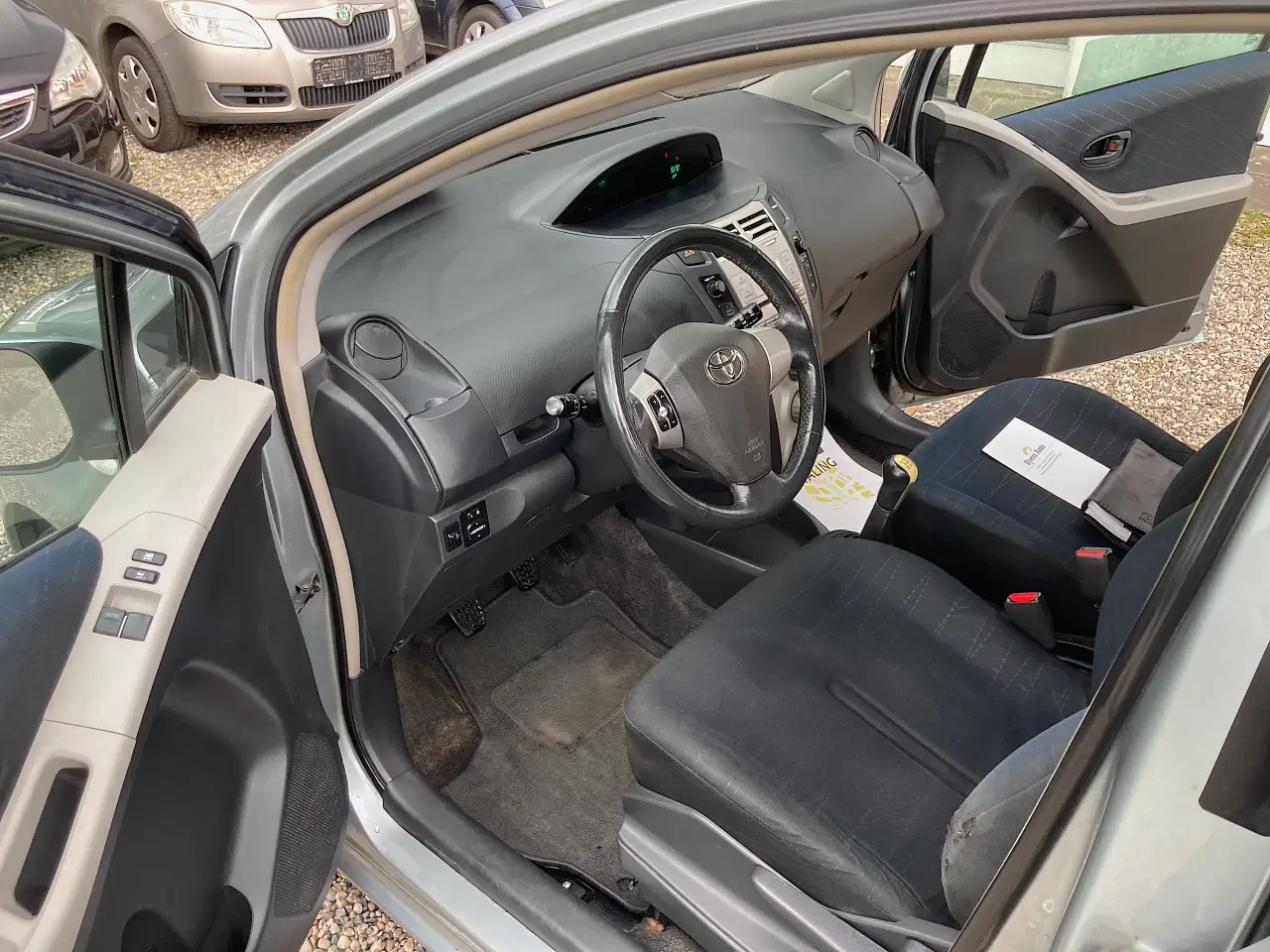 Billede 9 - Toyota Yaris Luna 1.3 Nysyn Lav km