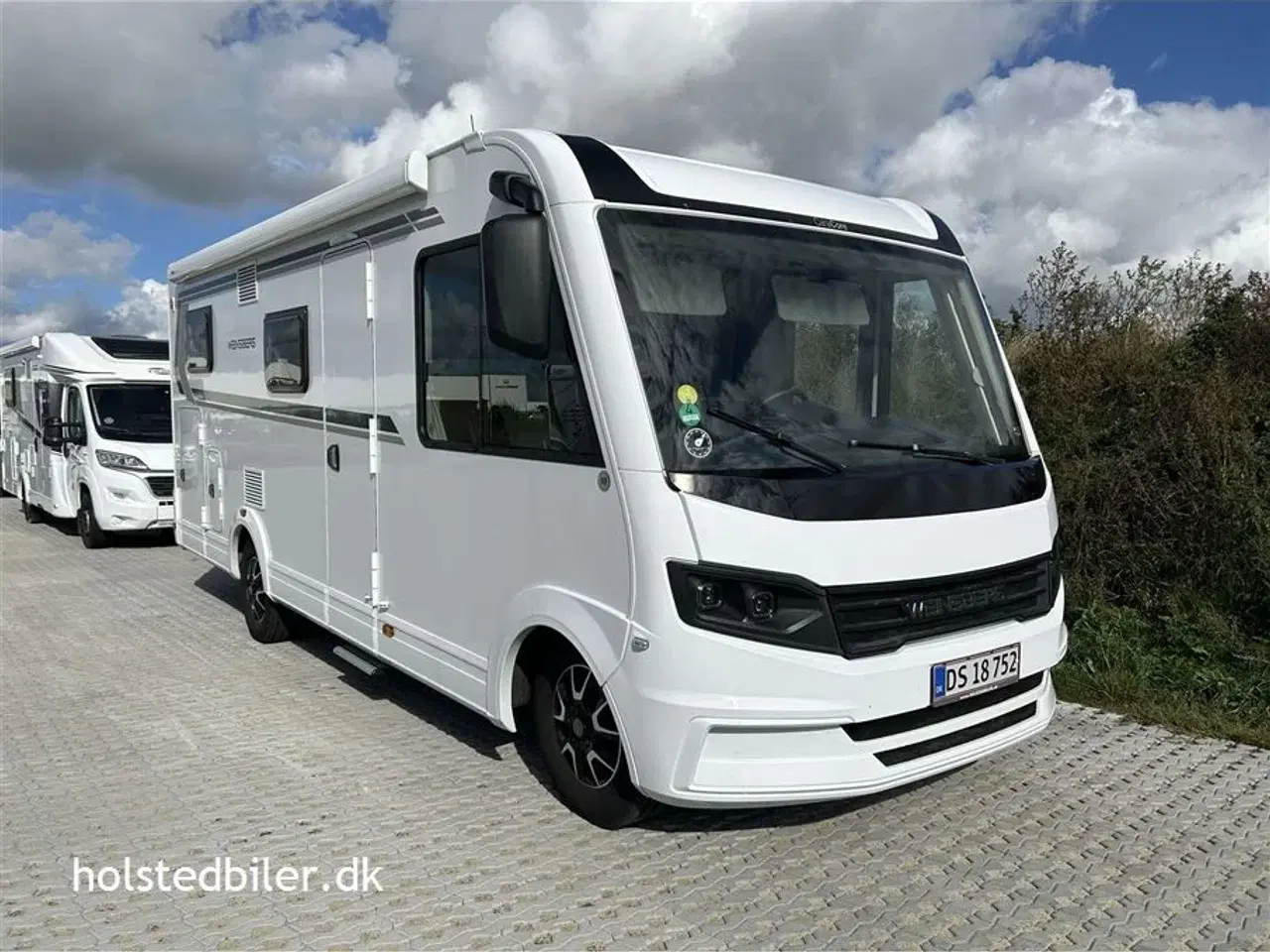 Billede 1 - 2021 - Weinsberg CaraCore 650 MEG   9 trins Automatgear og 160HK. Længde kun 699.