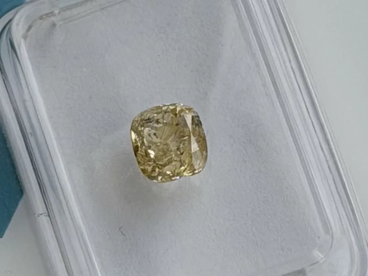 Billede 1 - IGI Fancy Natural Diamant 0,76 Ct - Fancy Yellow 