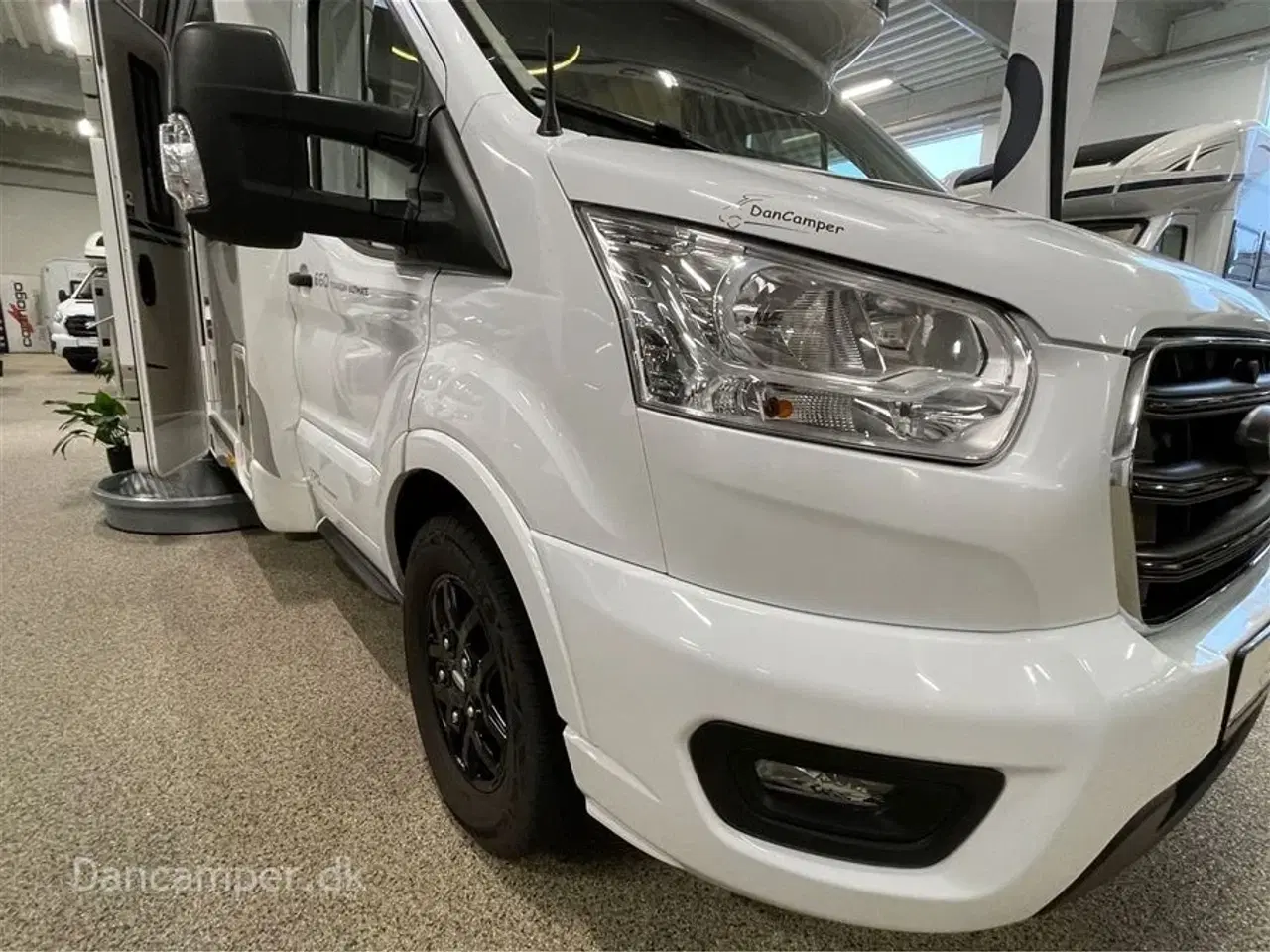 Billede 34 - 2024 - Chausson 660 Titanium ULTIMATE   UNDER KLARGØRING! Chausson 660 Titanium ULTIMATE, Elcykelholder, Lithiumbatterier, Induktionsplade, 3000W inverter