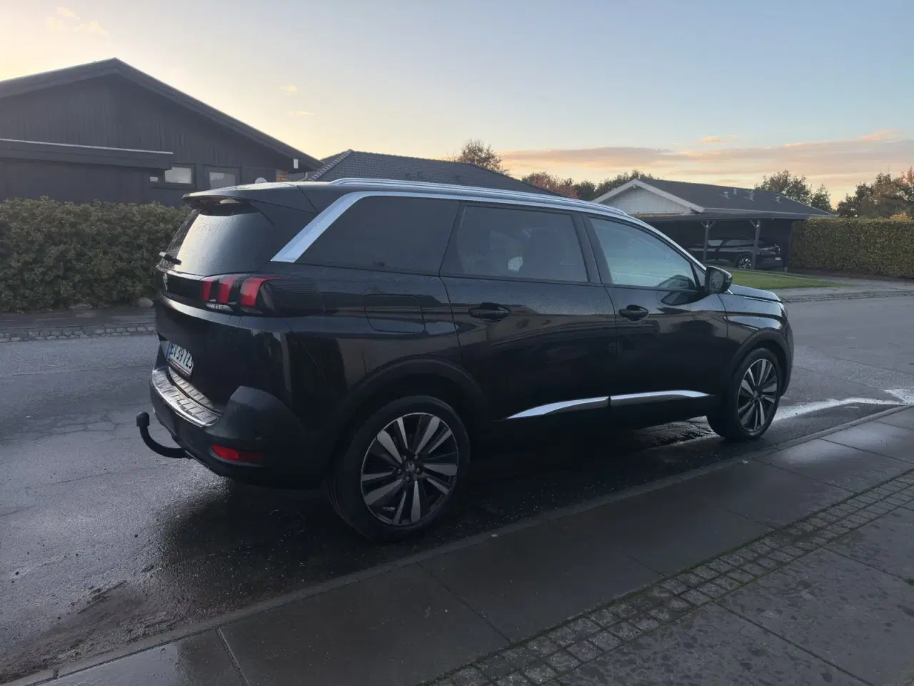Billede 5 - Peugeot 5008 1,6 BlueHDi 120 Allure 7prs