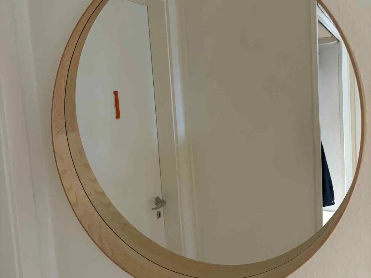 Billede 1 - Rundt spejl fra Ikea