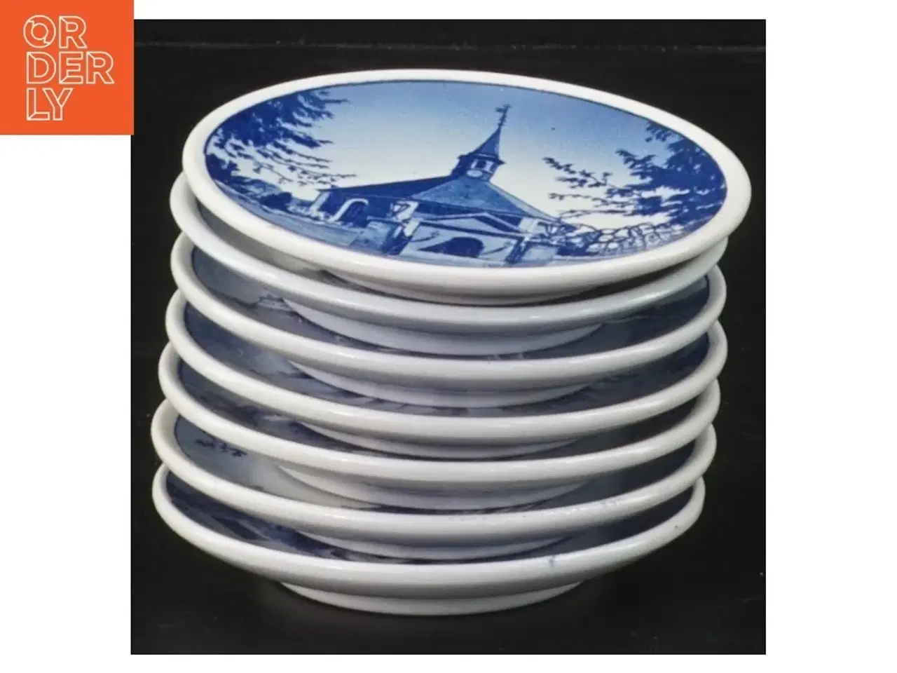 Billede 2 - Blå og hvide porcelænsplatter, 7 stykker fra Aluminia (str. Ø. 8,5 cm. 7 styk)