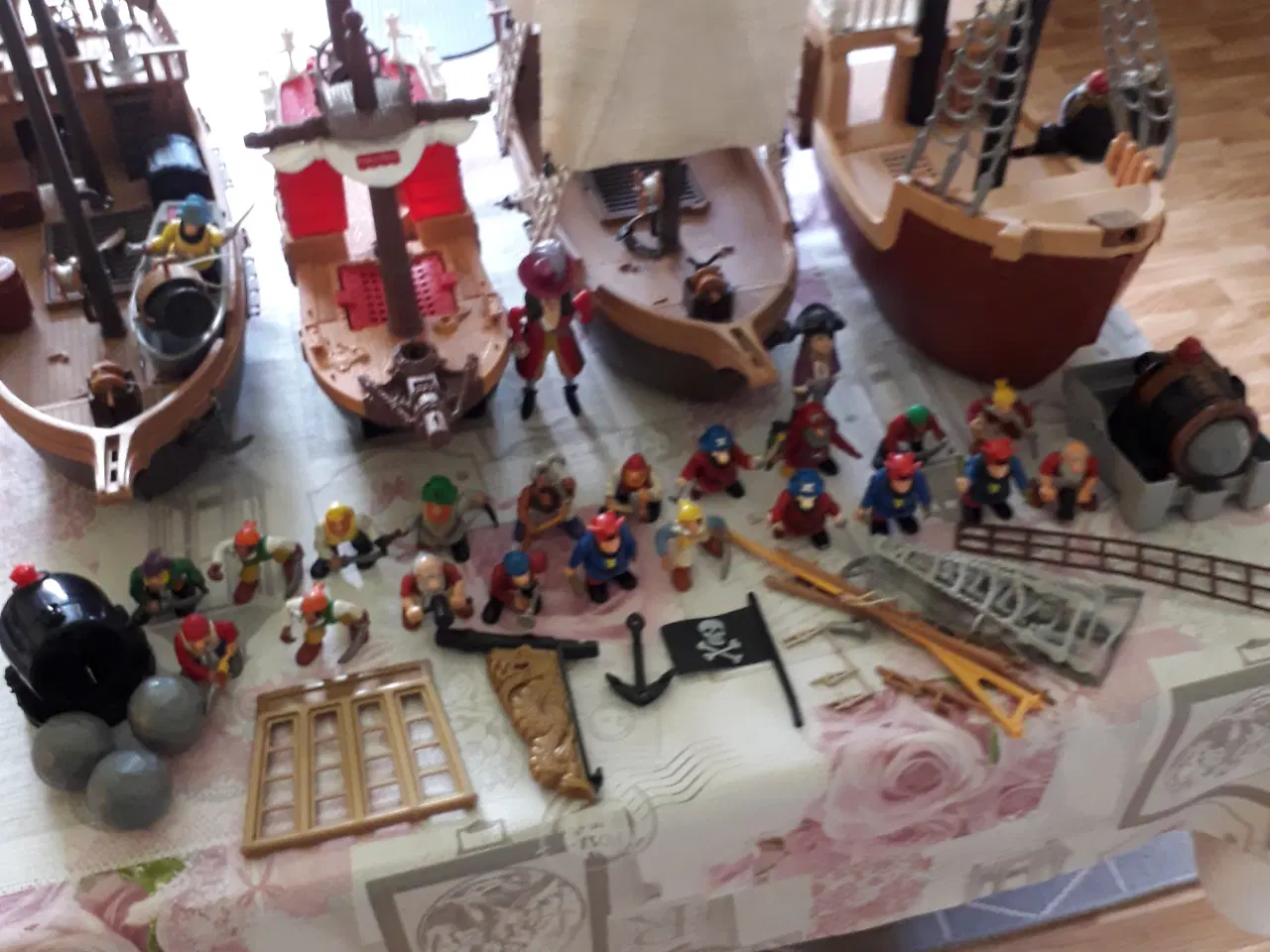 Billede 1 - Piratskibe stor samling.