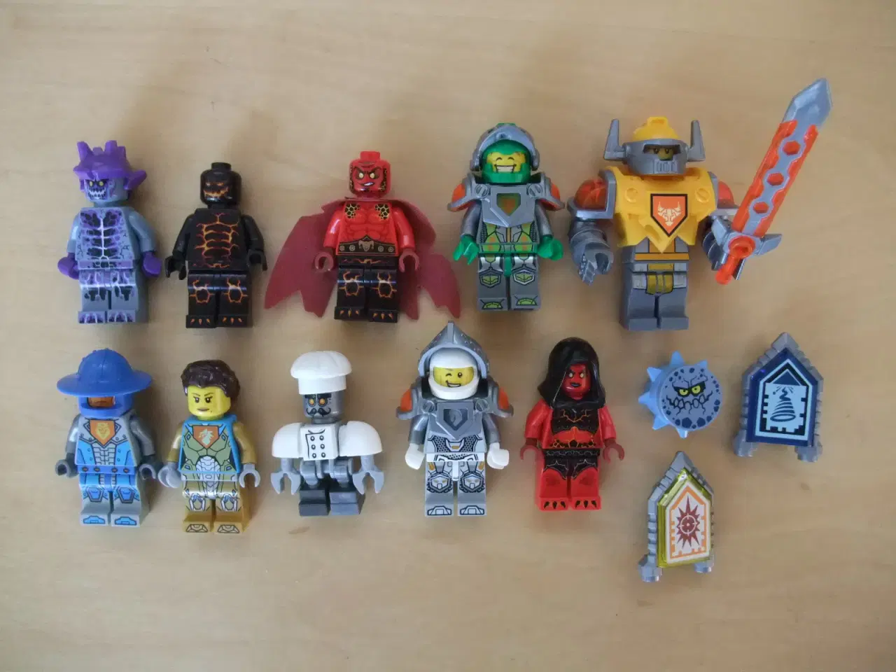 Billede 1 - Lego Nexo Knights Figurer