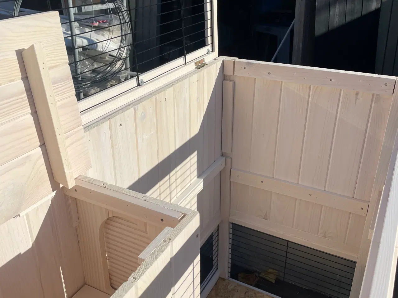 Billede 3 - Indendørs kaninbur