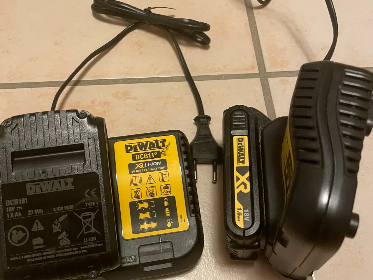 Billede 3 - Dewalt 2 lader 2 batterier