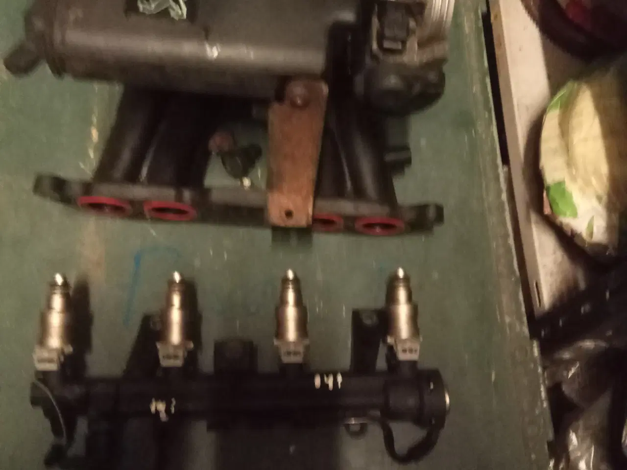 Billede 1 - Peugeot 106 Indsugning