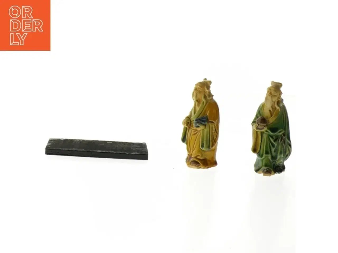 Billede 2 - Keramiske figurer af to vise mænd (str. 9 cm)