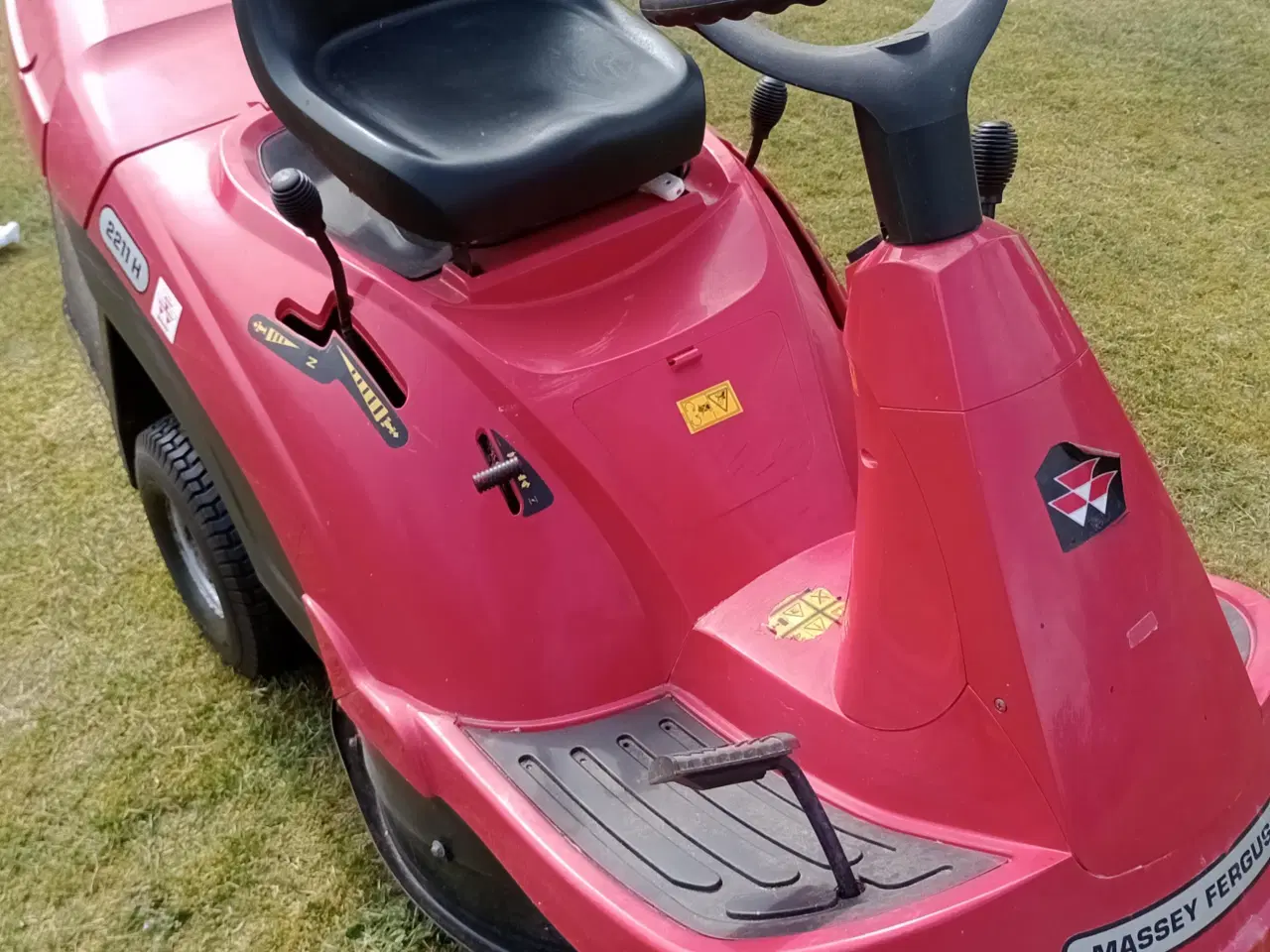 Billede 8 - Plænetraktor Massey Ferguson