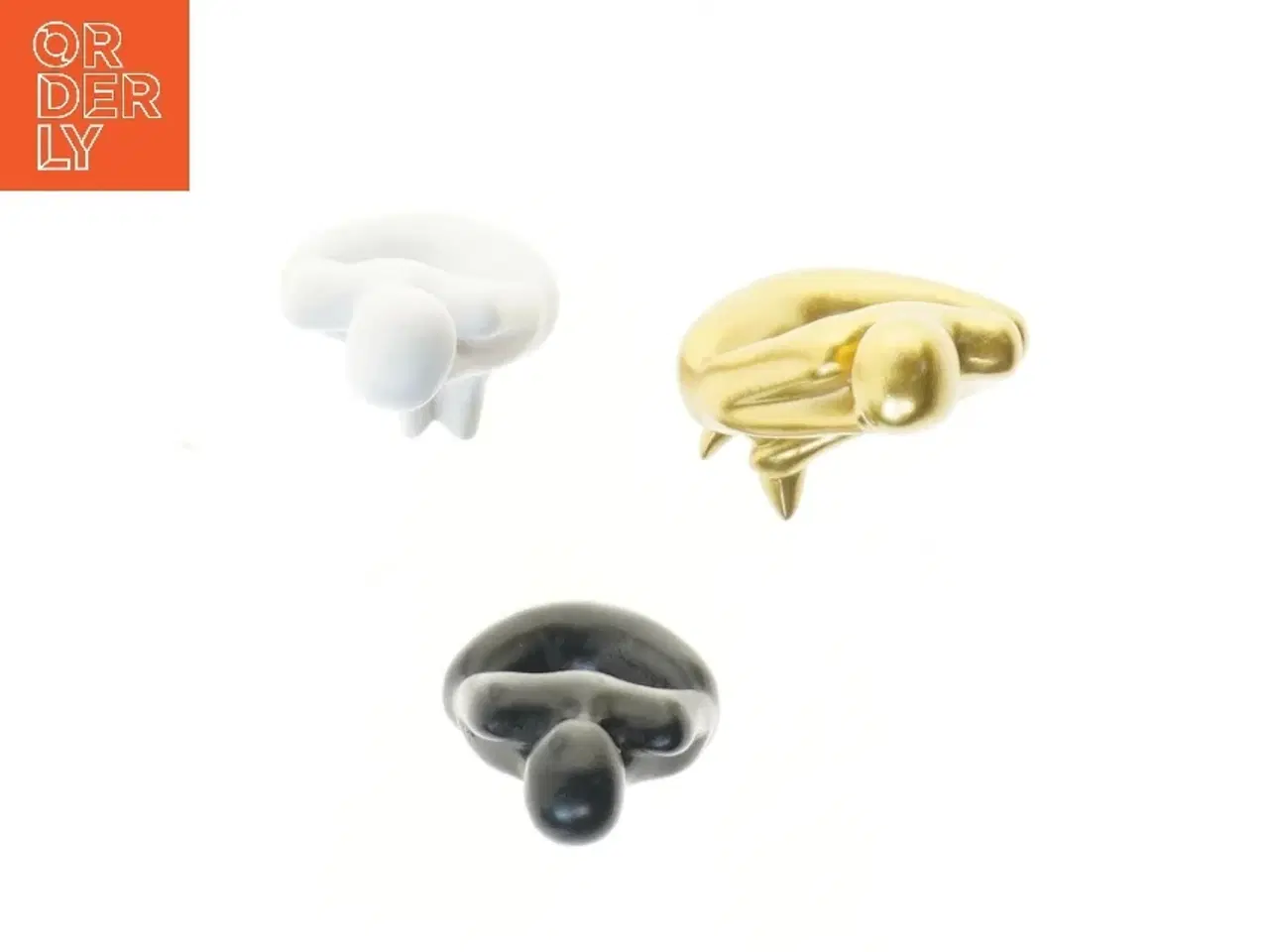 Billede 2 - Dekorative figurer i hvid, sort og guld, 3 stk (str. 3 stk 13 cm)