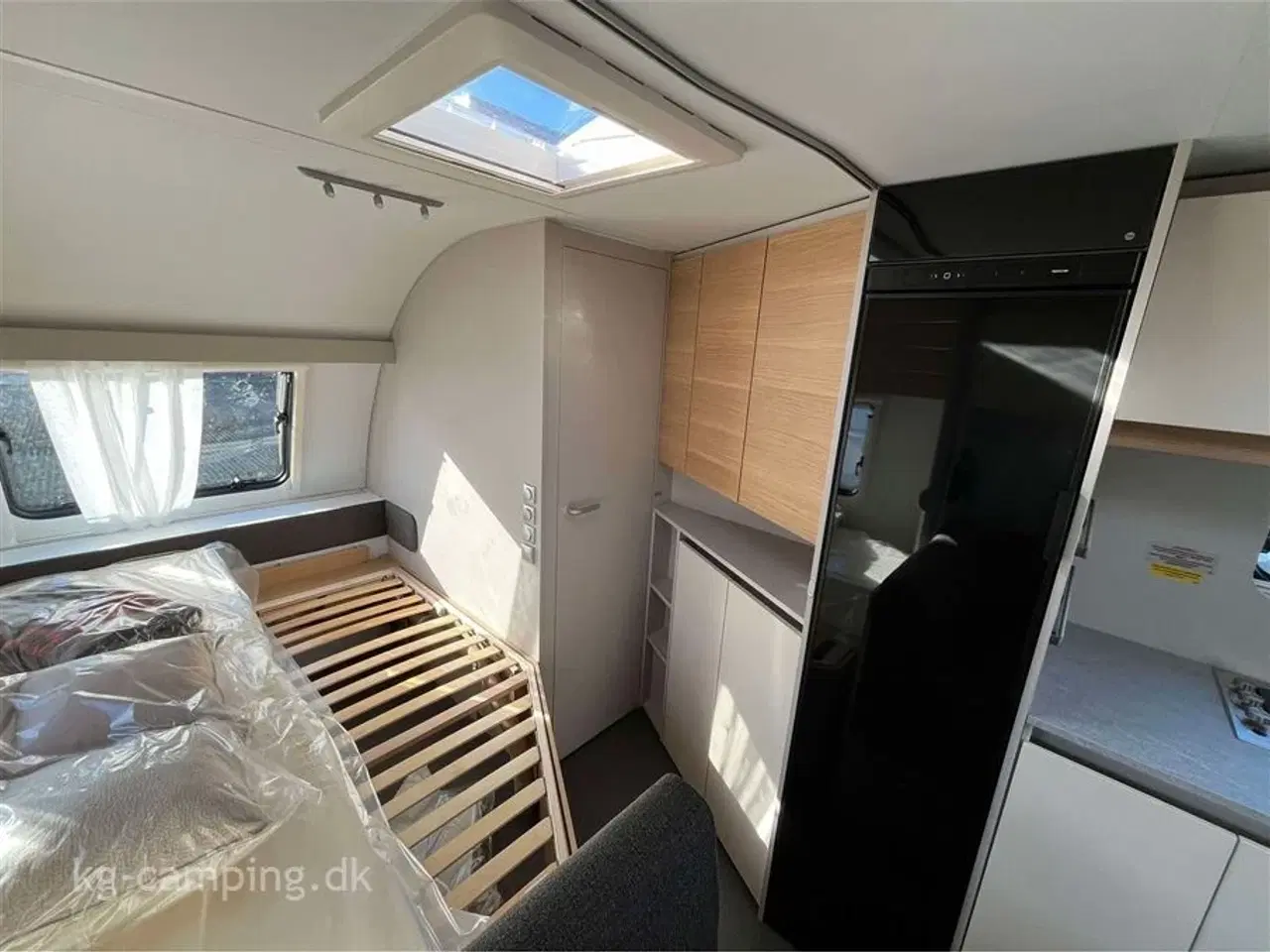 Billede 6 - 2025 - Adria Adora 613 PK Teen Adria Adora 613 PK Teen – 2025 | Perfekt til familien!