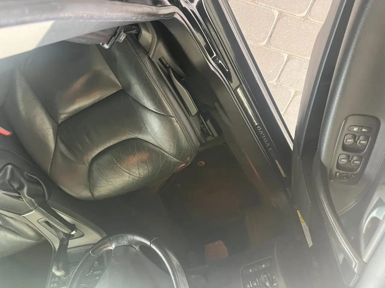 Billede 8 - Volvo V70 2,4 140 Momentum aut.