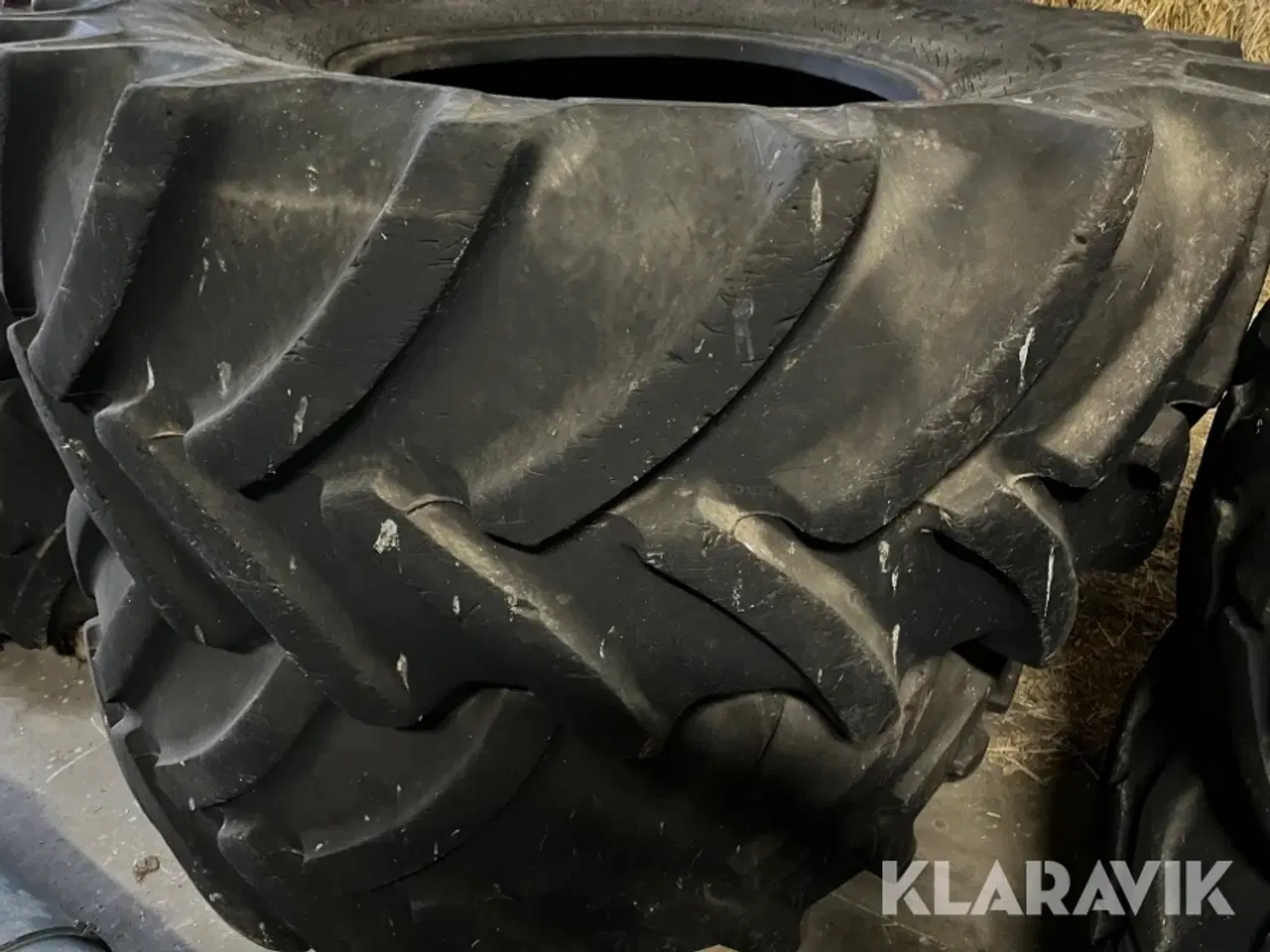 Billede 2 - Dæk Goodyear 620/75R30 2 styk