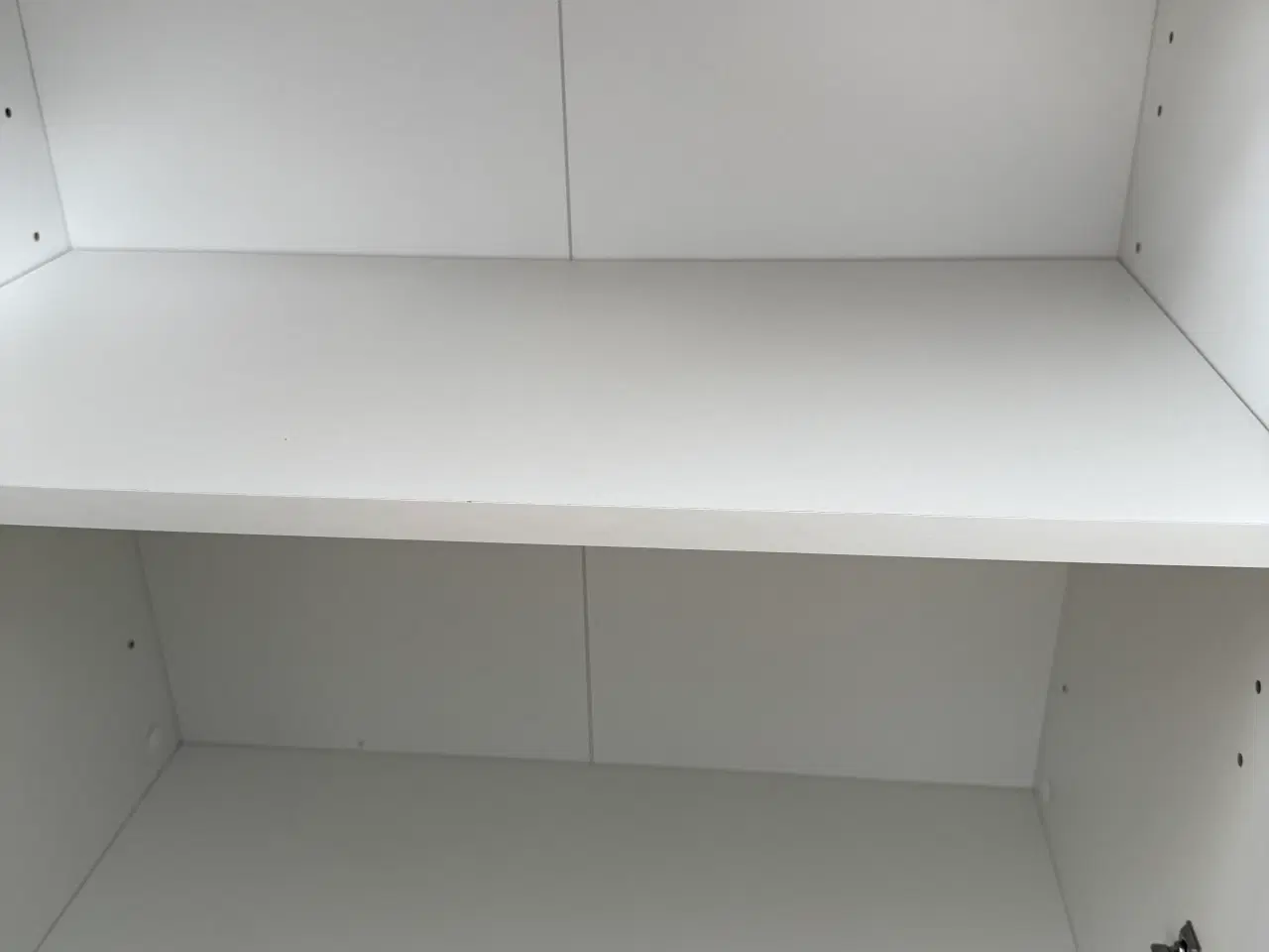 Billede 2 - Kommode med 2 skuffer og skab med en hylde 