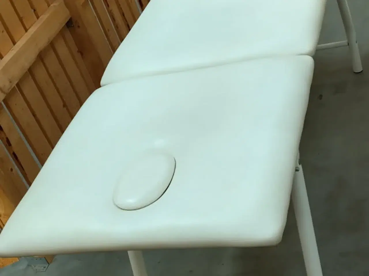 Billede 5 - Behandlerbriks massagebriks 2 stk 800 kr