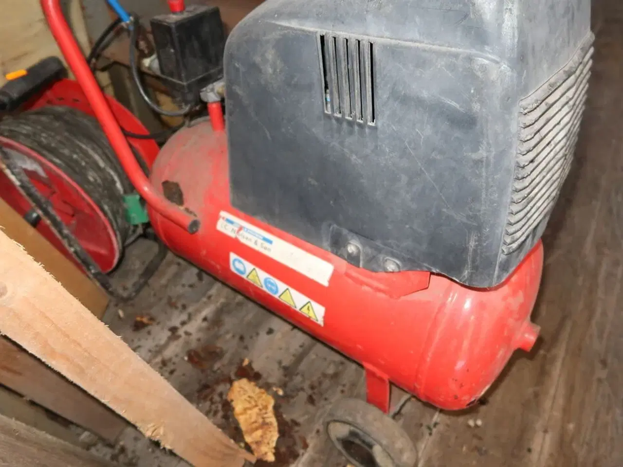 Billede 2 - Kompressor NUAIR OM195-24 CM1,5 CE samt kabeltromle