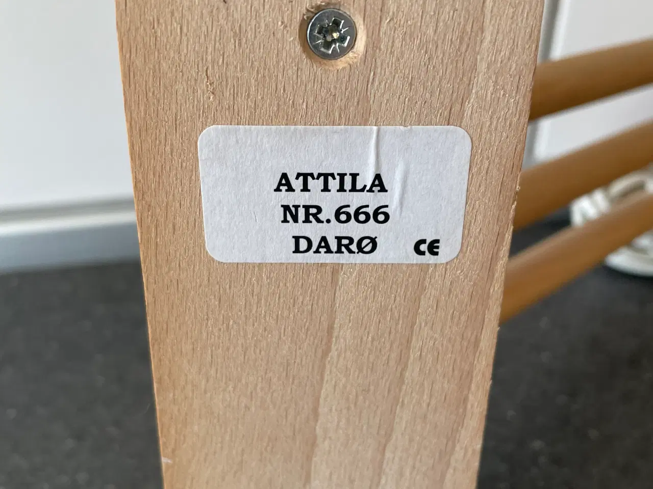 Billede 2 - Svinglampe- Attila af bøgetræ