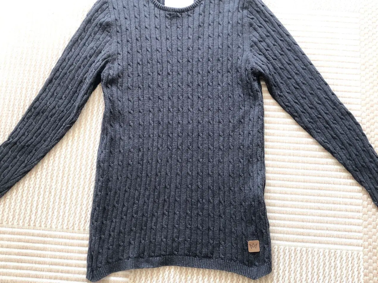Billede 1 - Kronstadt mørkegrå striksweater. Str S. 