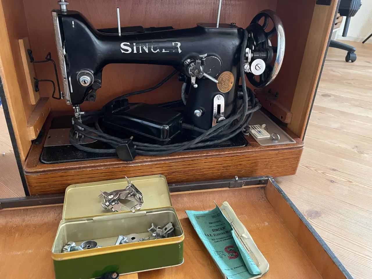 Billede 1 - Singer symaskine antik